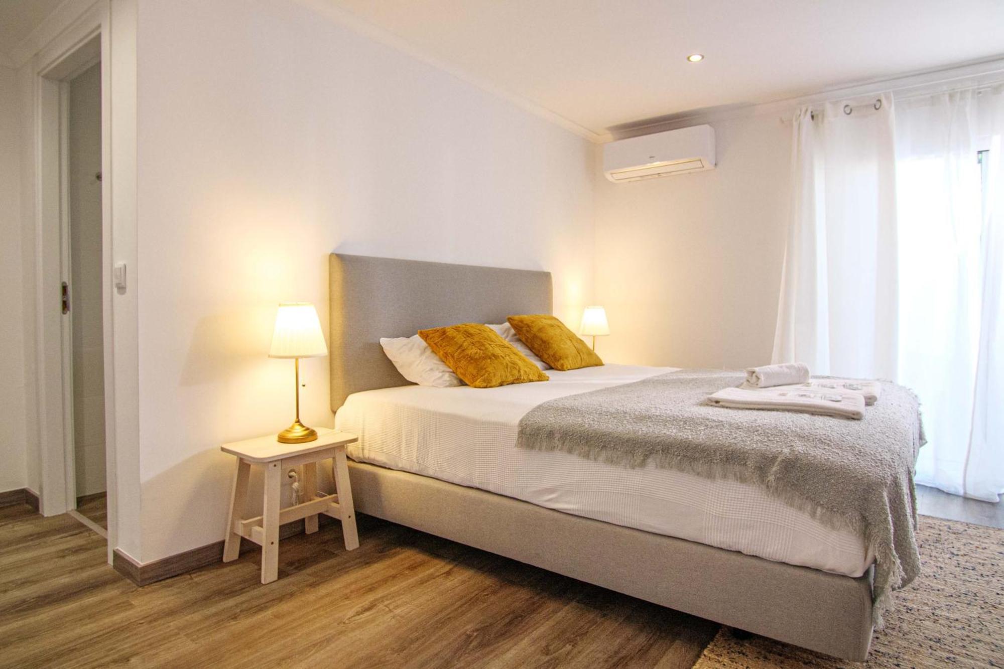 Pine House - Faro Airport, Beach And City Center Εξωτερικό φωτογραφία